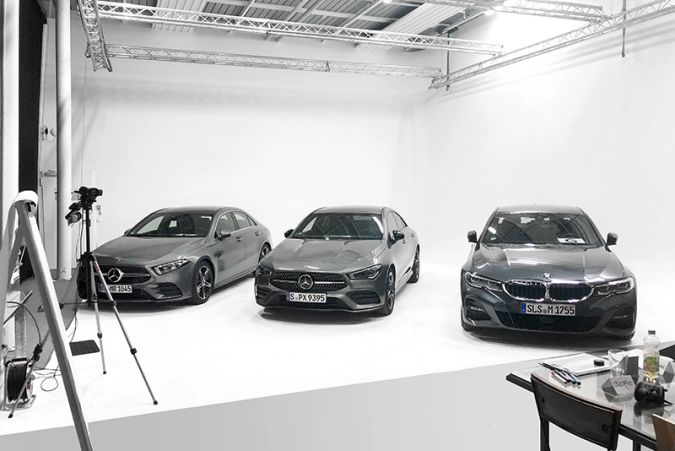 Videostudio mit Fahrzeug befahrbar